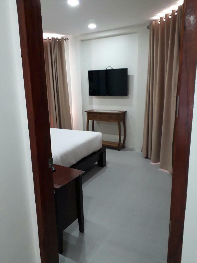 Nirvana Resort Puerto Galera Dış mekan fotoğraf